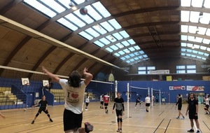 🏐 Tournoi Octobre Rose du SVBC : jouons ensemble pour la bonne cause ! 🎀